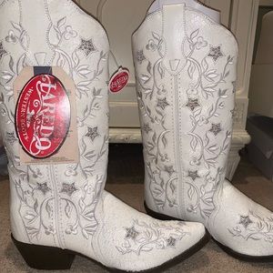 Women’s Laredo White Lucky Star Boots